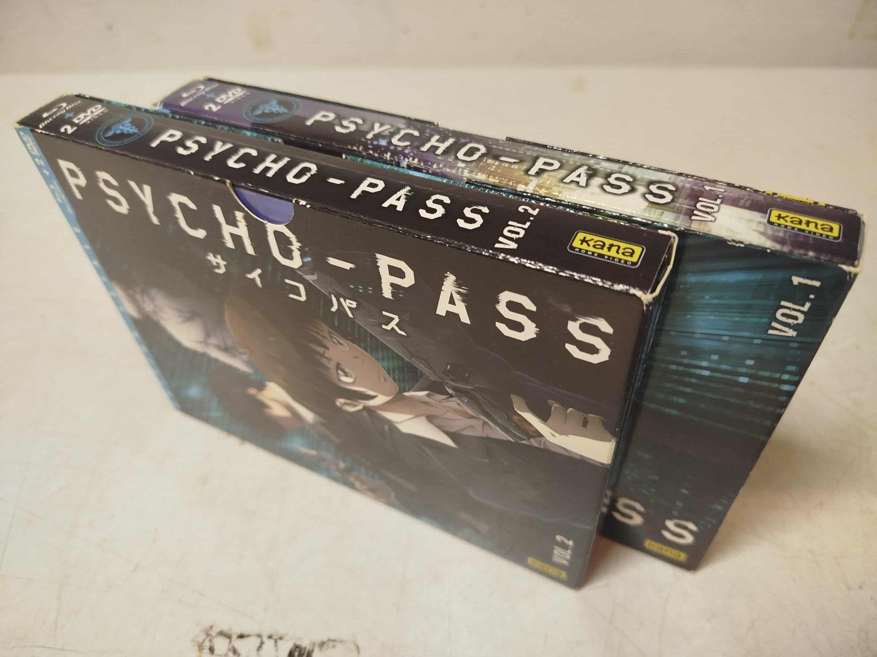 Tutti i DVDs: Dvd  Psycho  Pass – Usato da La Chaux-de-Fonds venduto da Emmaus2300CDF