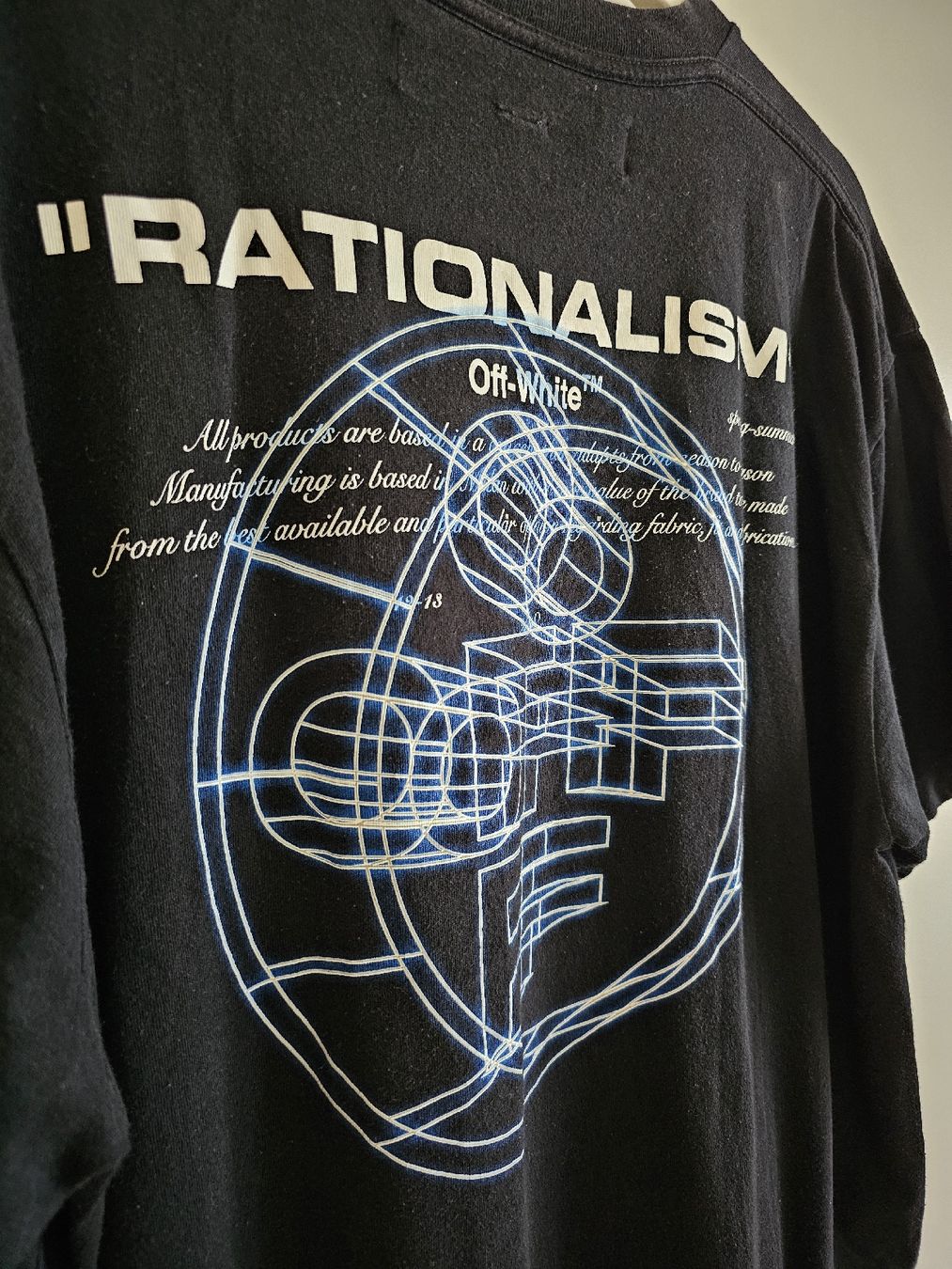 Off-White T-shirt: OFF-WHITE T-Shirt – Nuovo (secondo la descrizione) da Emmenbrücke venduto da The.Vision 3