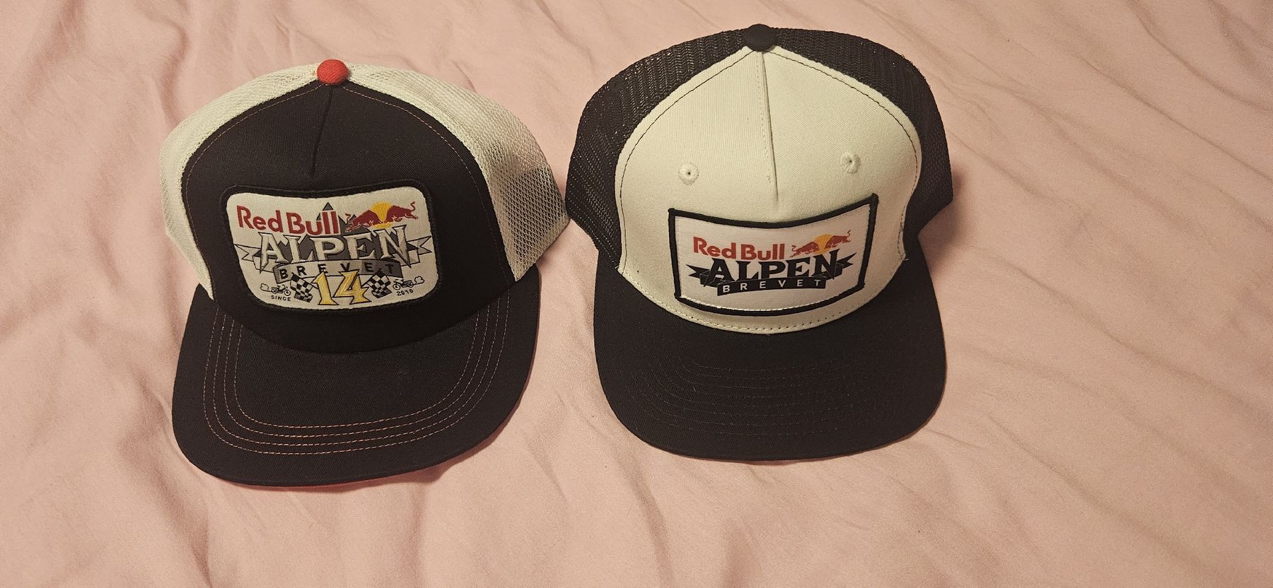 Altro in  Abbigliamento & Accessori: red bull kappe 2 stk neu – Nuovo (secondo la descrizione) da Schlieren venduto da Disneylover 1