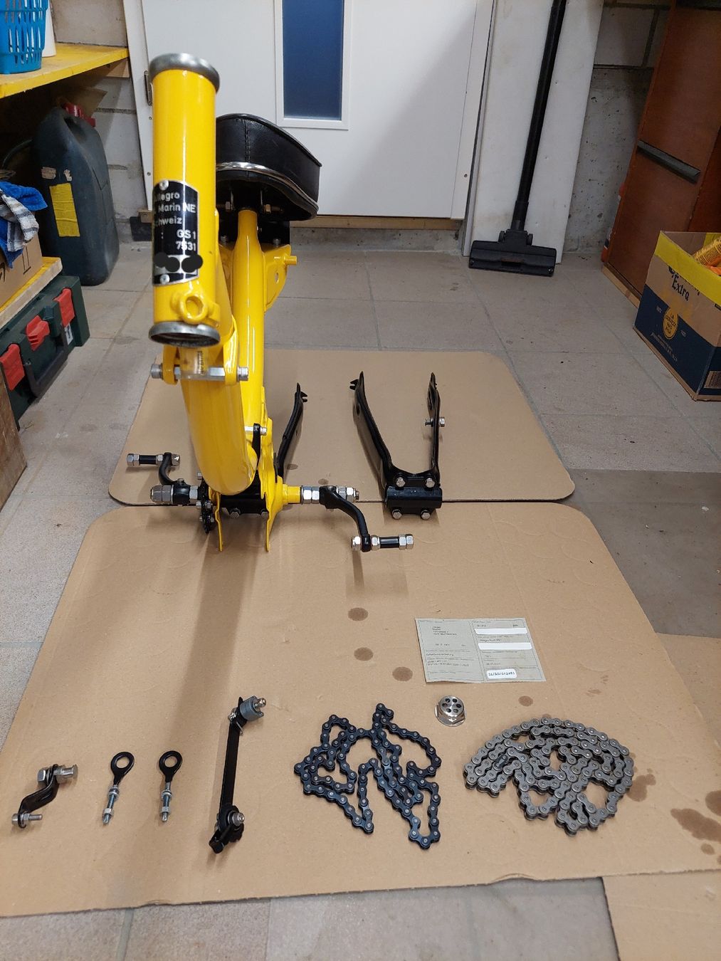 Puch Accessori per altri veicoli: Puch-Rahmen X30 Typenschein 7531 – Usato da Eiken venduto da GisigerBIB