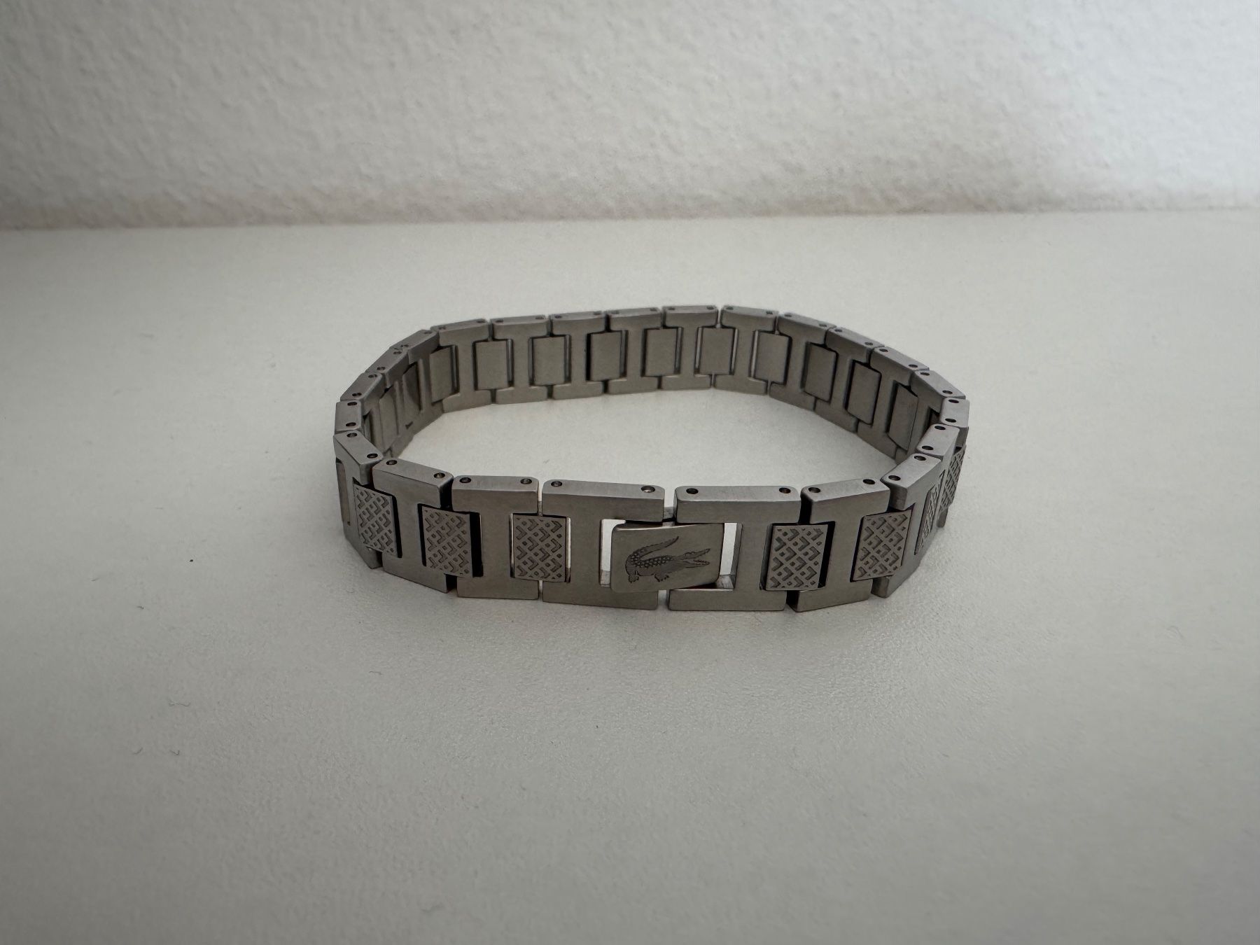 Lacoste Bracciali & Braccialetti: Lacoste Metropole Bracelet – Nuovo (secondo la descrizione) da Bulle venduto da samuel.volery