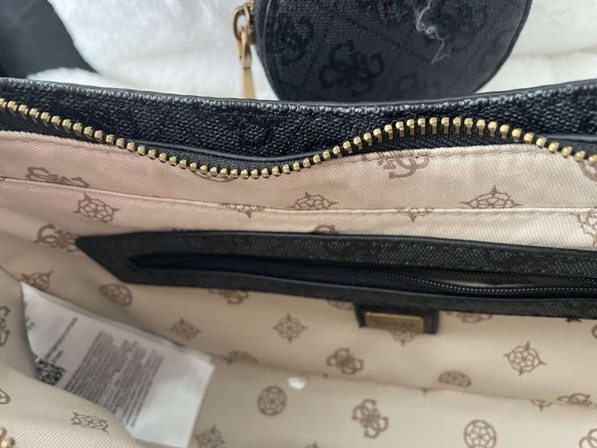 Guess Borse da donna: GUESS Schultertasche – Nuovo (secondo la descrizione) da Russikon venduto da Hwange1 3
