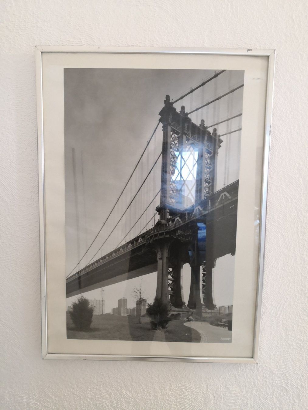 Poster & Bilder: 🤩NEW YORK BILDER IN SILBER-RAHMEN ODER SCHWARZER-RAHMEN – Gebraucht aus Olten von Naja-Twins-Twins 7