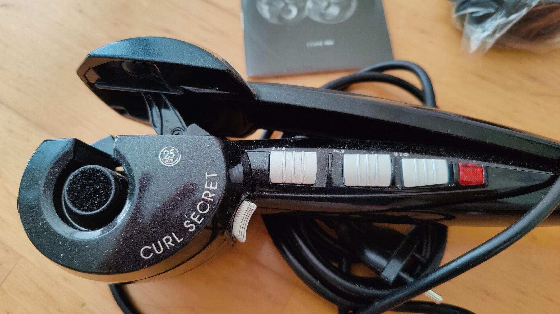 BaByliss Lockenstäbe & Haarglätter: Lockenstab Babyliss curl secret 2 – Gebraucht aus Stäfa von Viviane77 1