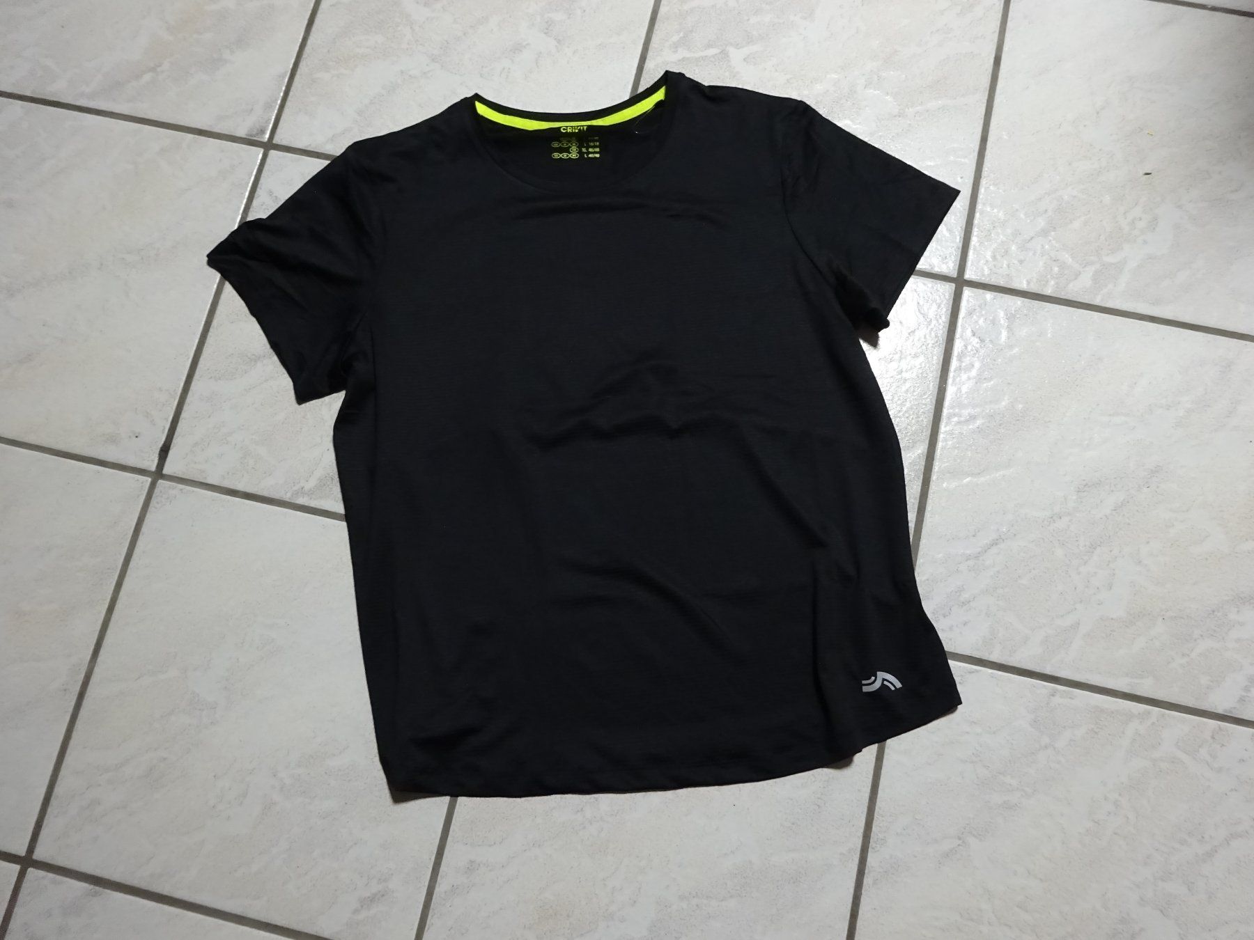 T-shirts: Lässiges Shirt-Run/Crivit – Neuf (Voir description) à Rothrist par Mistery1