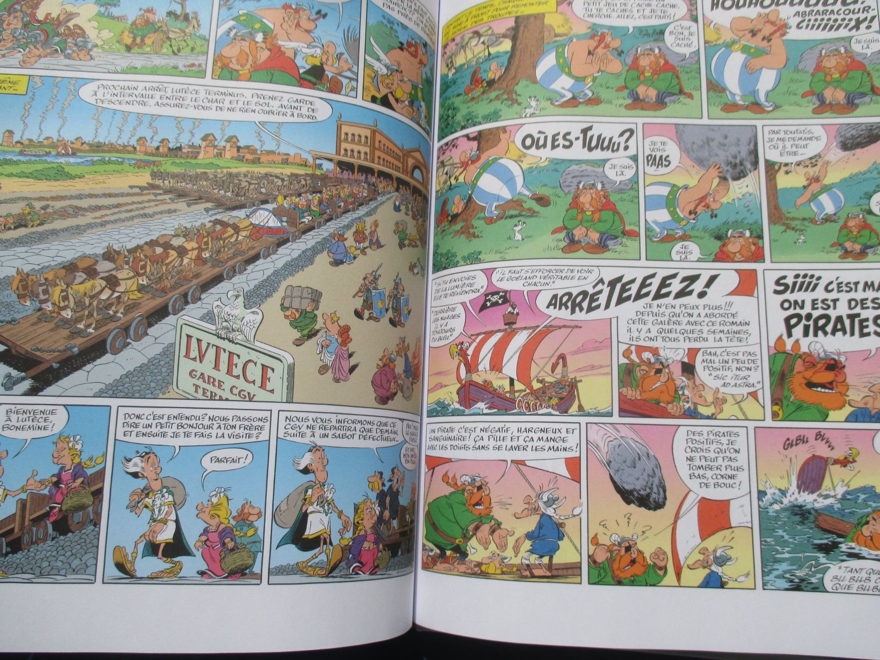 Comics: Astérix : L'iris blanc, e.o. – Neu (gemäss Beschreibung) aus Colombier NE von Nevenma 1
