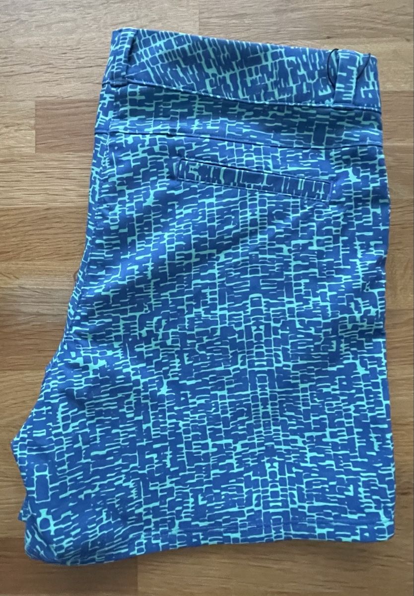 Adidas Hosen: Adidas Print Short – Neu und originalverpackt aus Steffisburg von santra 2
