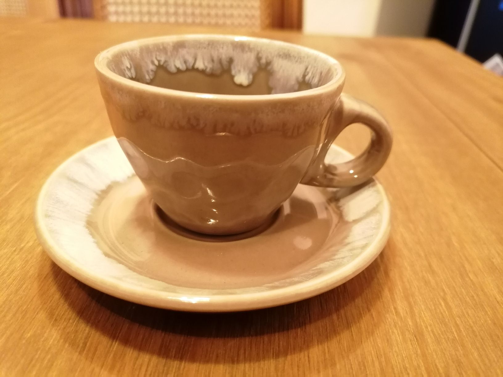 Set di piatti: 6x Espressotassen mit Tellern – Usato da Leuk-Stadt venduto da See_Lin 3