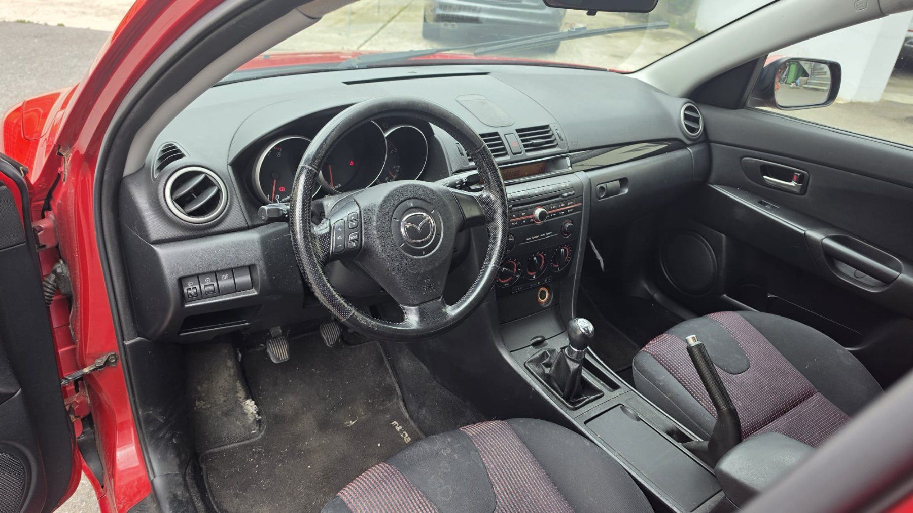 Mazda Automobili: MAZDA 3 1.6 (Export/Ersatzteile) – Usato da Einsiedeln venduto da sodollo 8