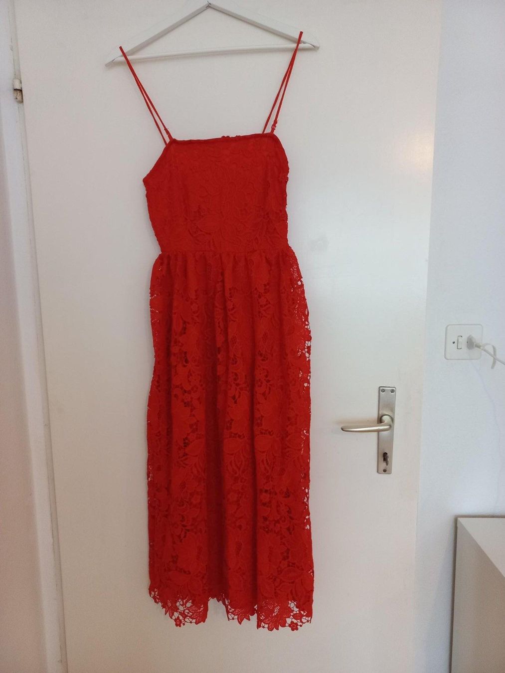 H&M Kleider: Kleid rot – Gebraucht aus Spreitenbach von san_57k8