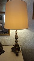 Tischlampe mit antikem Bronzefuss