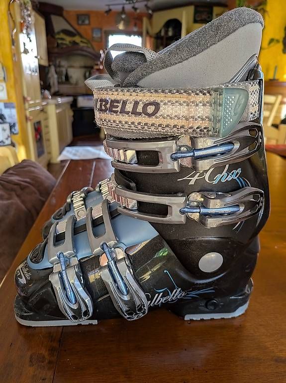 Scarpe da uomo: Scarponi sci n 36 – Usato da Melano venduto da MARANGONI01