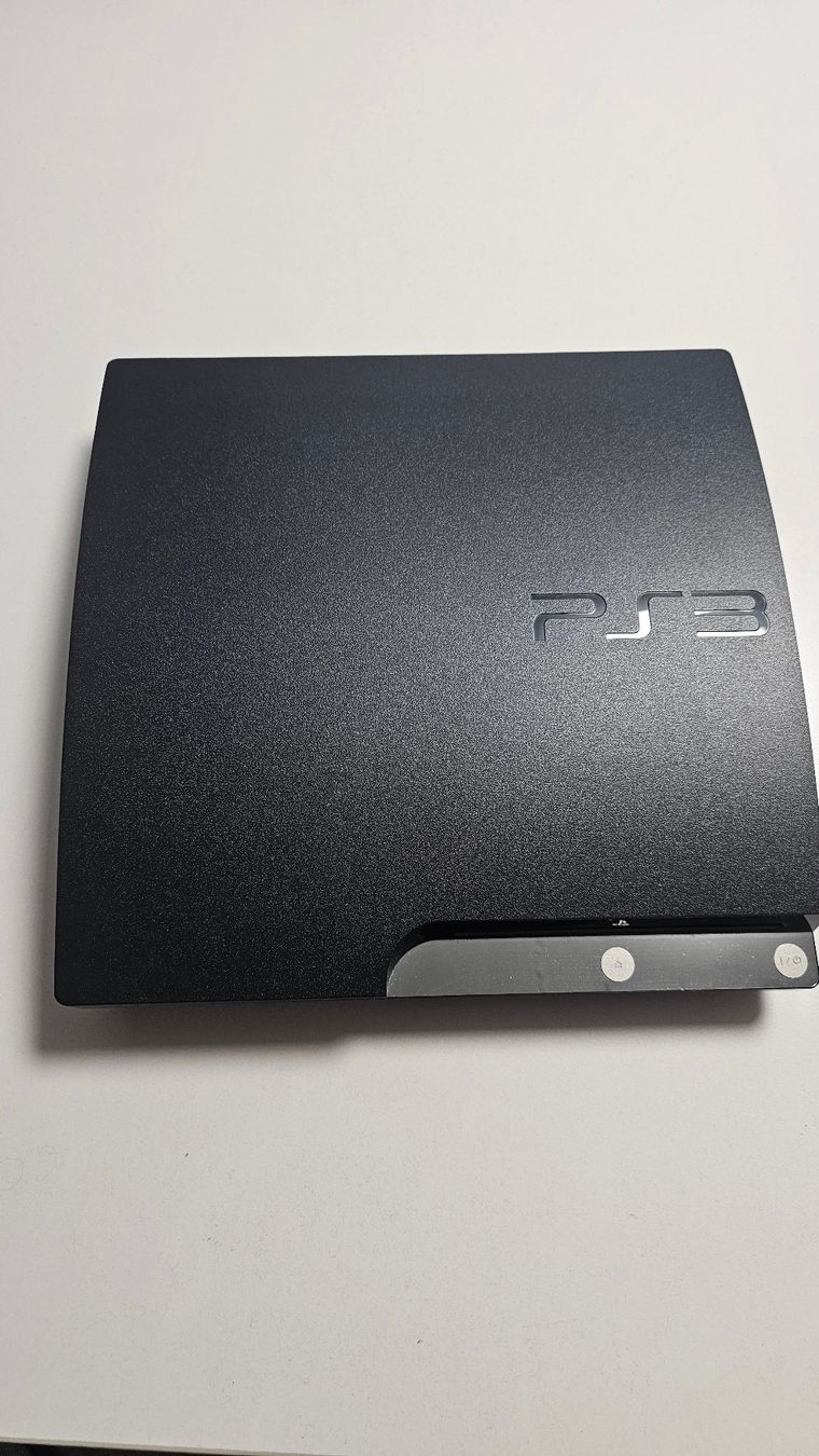 Sony Jeux: Playstation PS3 mit 4 Controller + 7Games – D'occasion à Schlatt ZH par Barbaras