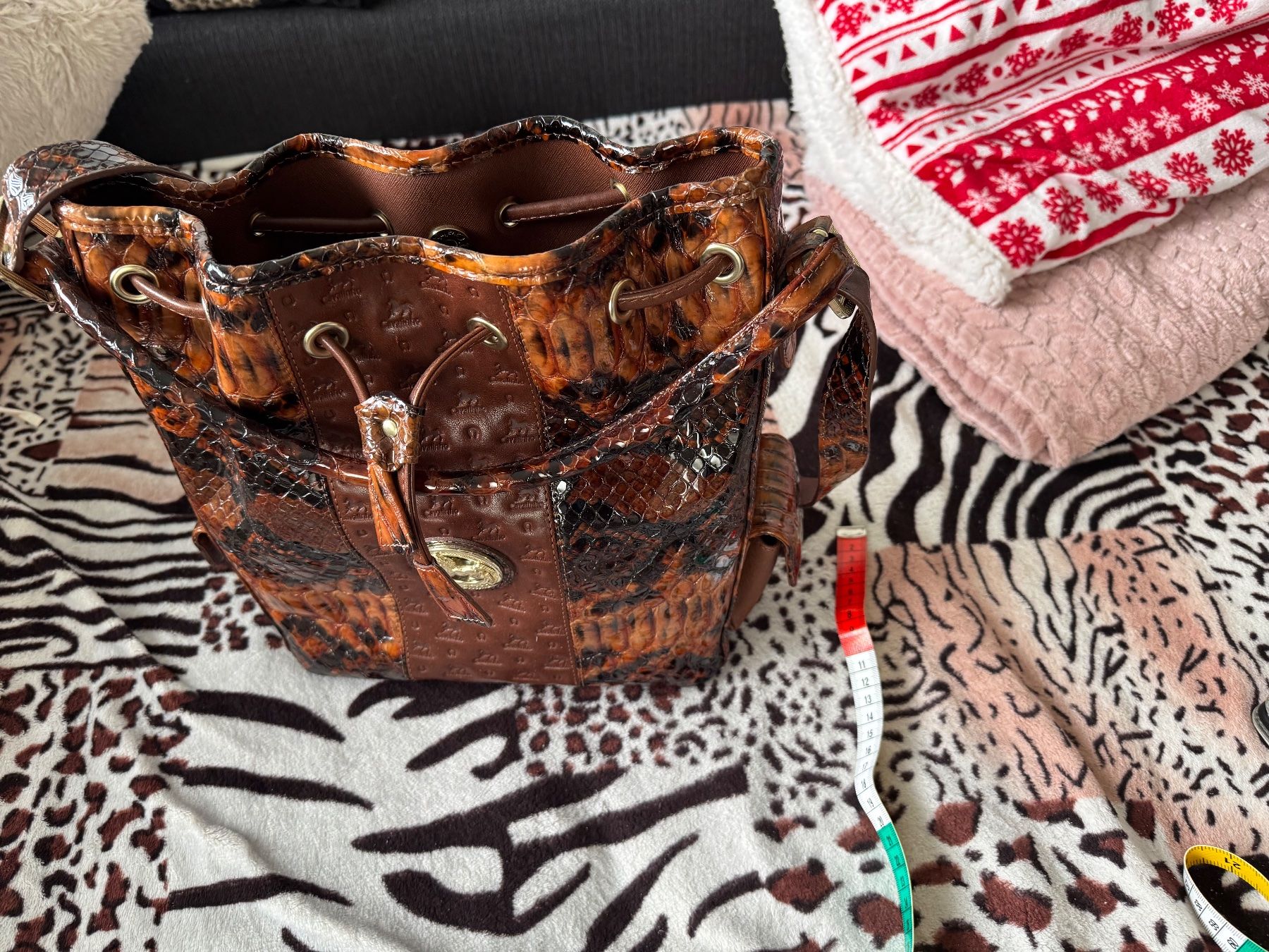 Borse da donna: Sac à main cavalinho – Usato da Vuadens venduto da hoc_fd5p 4