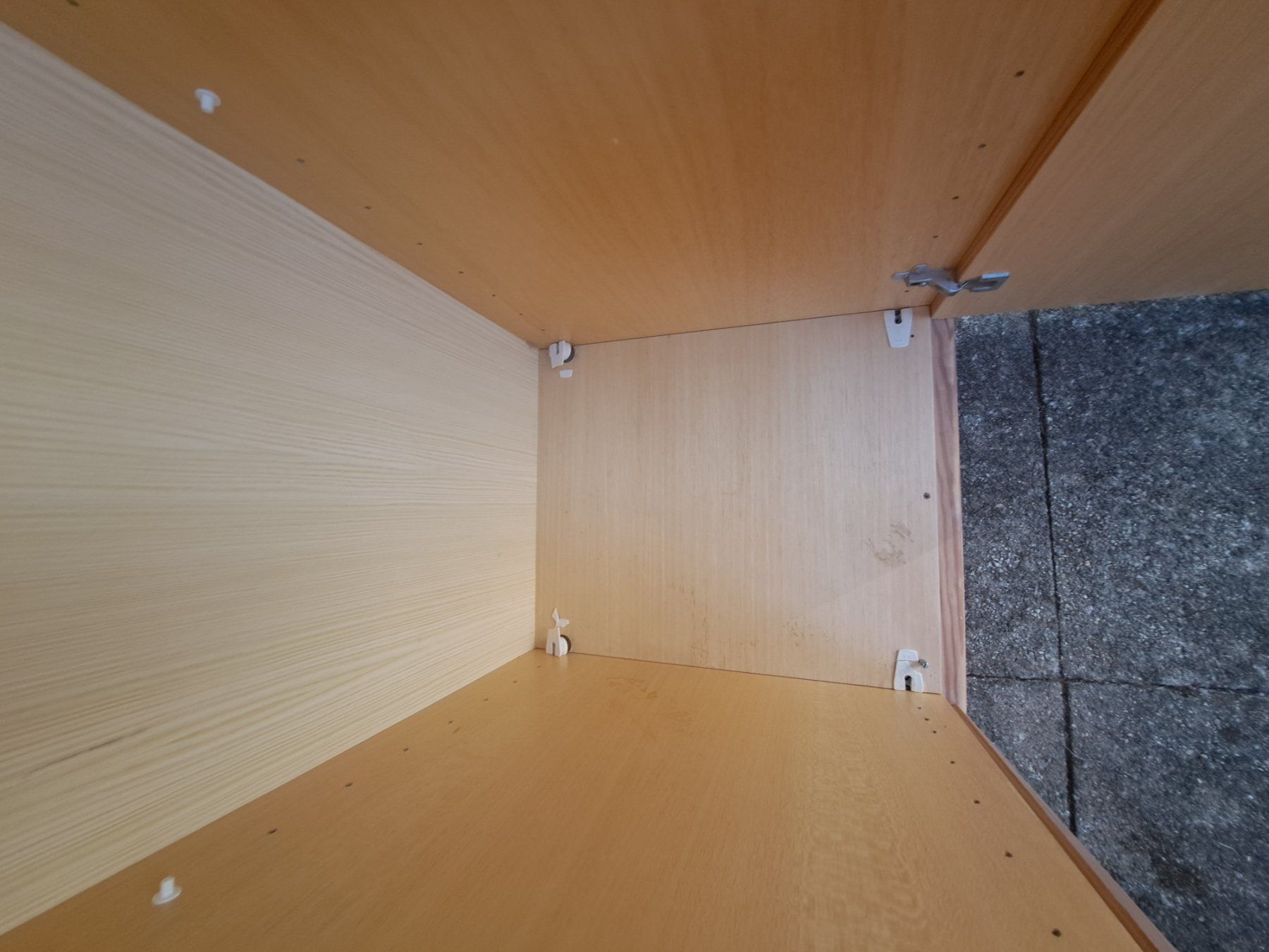 Armadi: Armoire sapin (déjà démonté) – Usato da Biel/Bienne venduto da Miza03 5