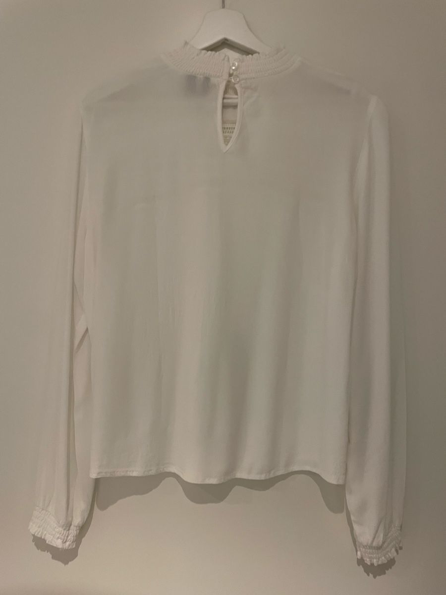 Vero Moda Chemisiers: Weisse Bluse mit Details – D'occasion à Chur par buc_6tcp 3
