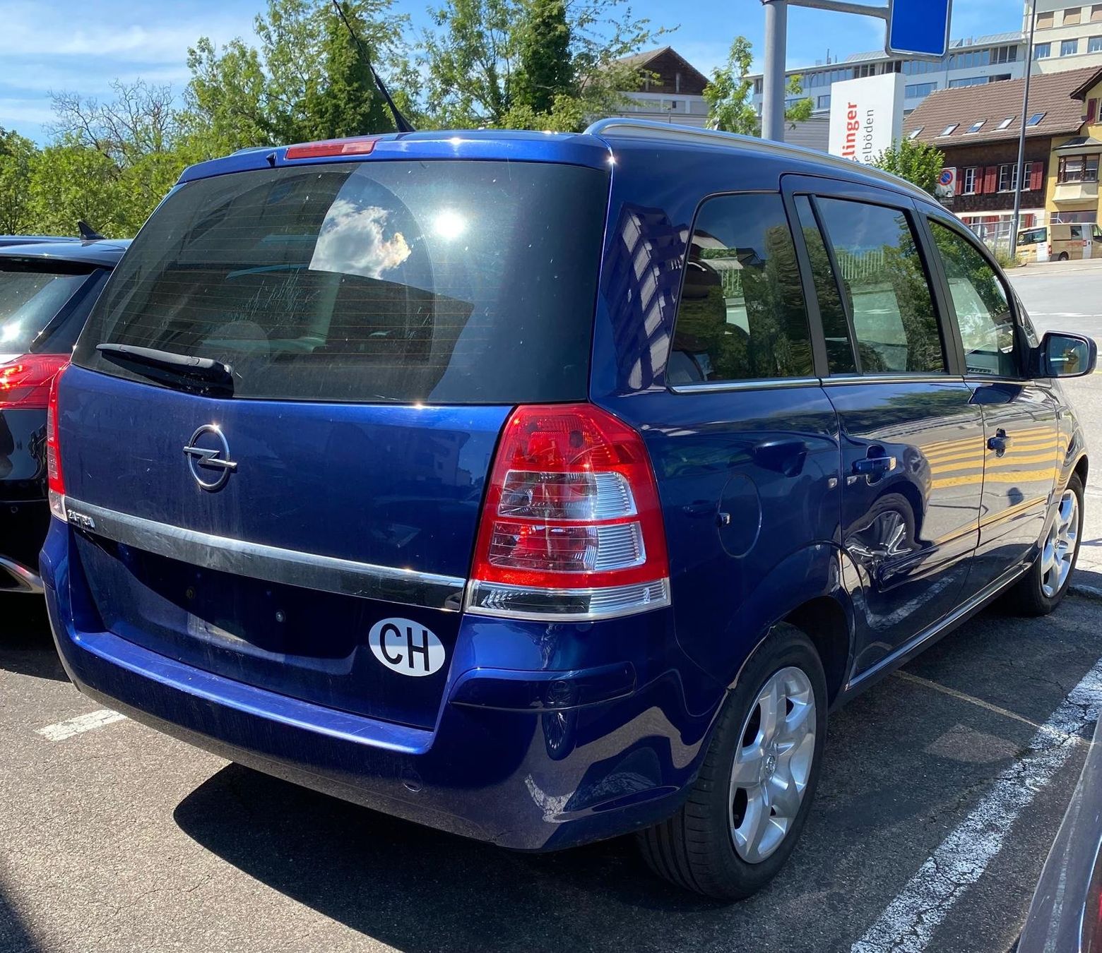 Opel Automobili: Opel Zafira ab MFK – Usato da Mönchaltorf venduto da Duke 1