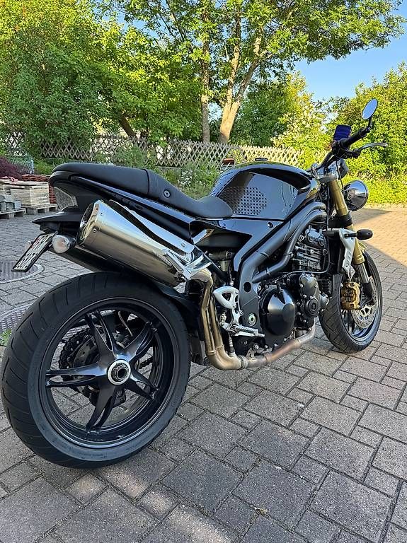Strada: Triumph Speed Triple 1050 – Usato da Wünnewil venduto da Philler96 4