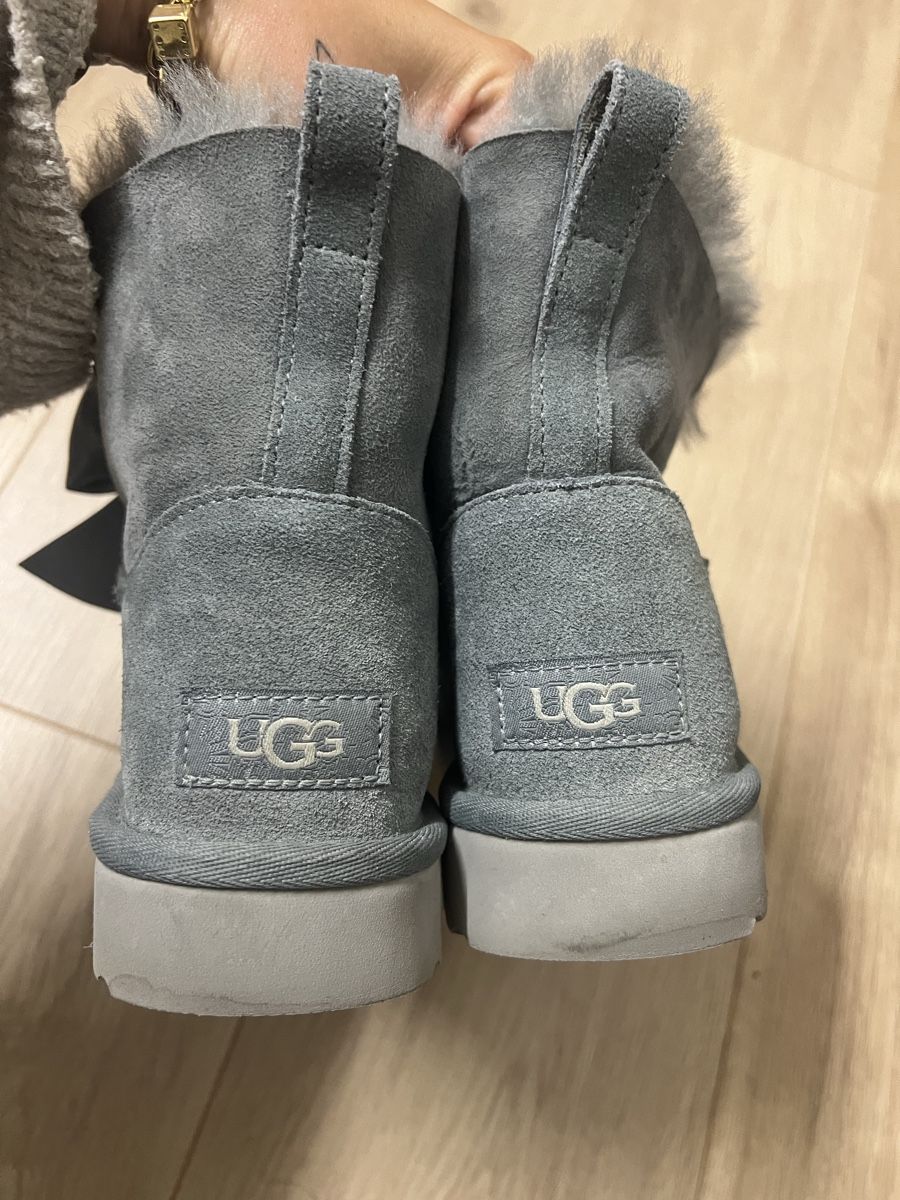 Ugg Chaussures femmes: UGG Gita Bow Mini Boots 37 – Neuf (Voir description) à Oetwil am See par leu_w8pb 1