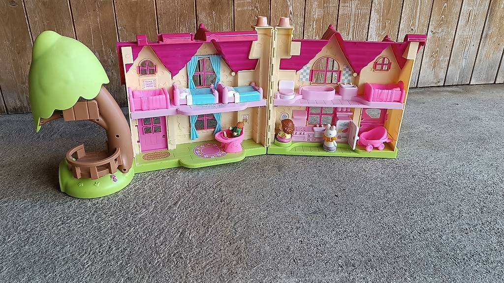 Casette per bambini: Spielhaus – Usato da Buttisholz venduto da Baendlifahrer 2