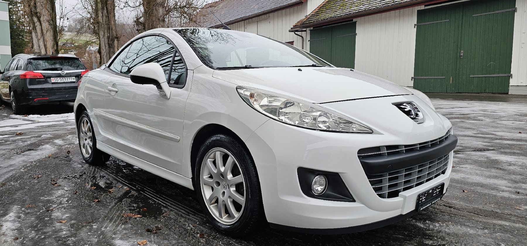 Peugeot Automobili: Peugeot 207 CC 1.6 Turbo – Usato da Altstätten SG venduto da ELLVA 1