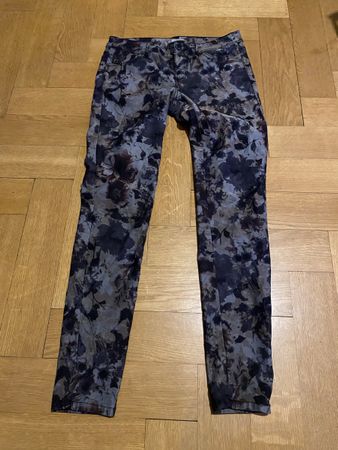 Damenhose Grösse 36