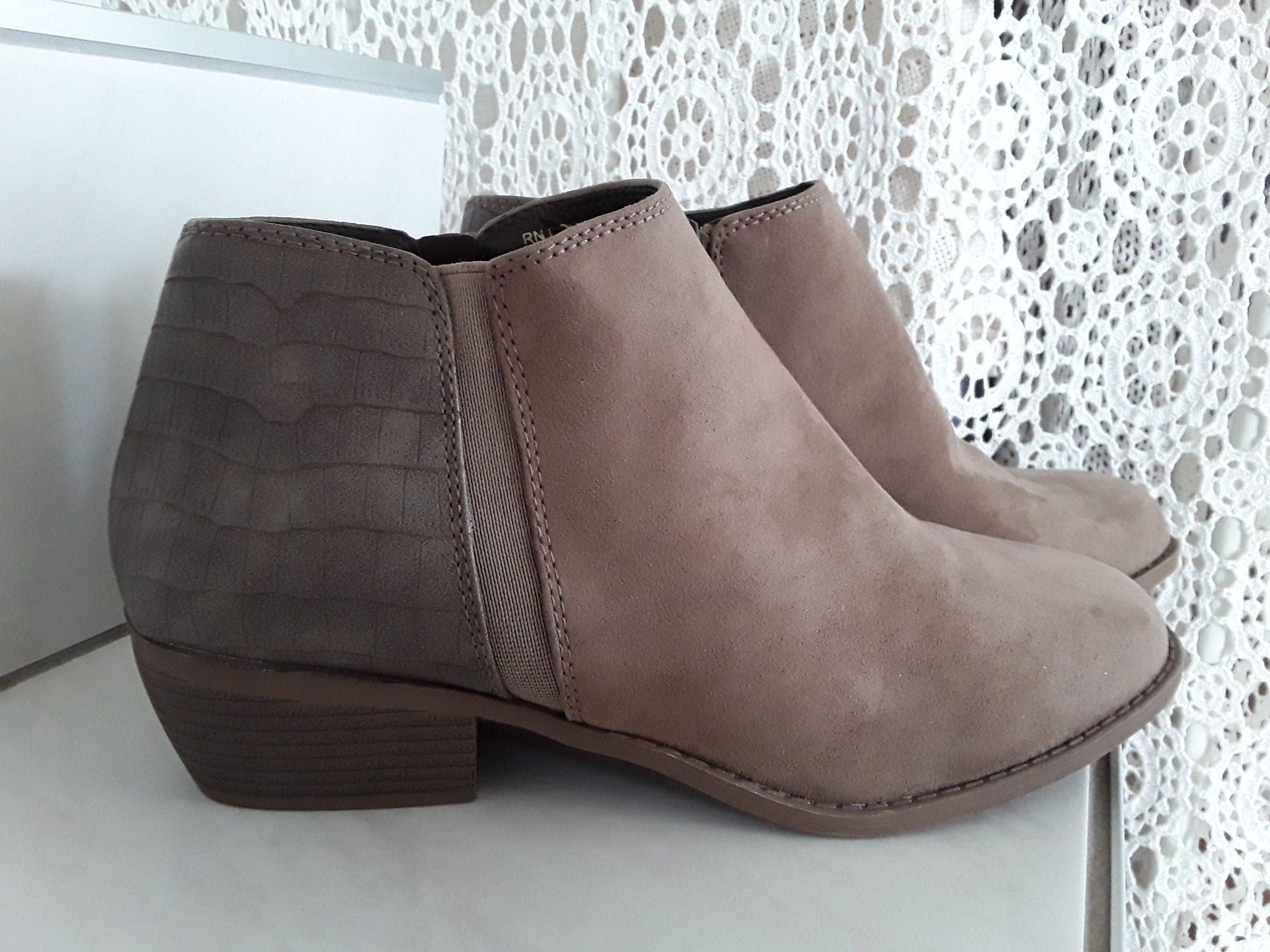 Damenschuhe: Stiefeletten ATMOSPHERE Gr. EUR 39 – Gebraucht aus Heimberg von Samprof 4