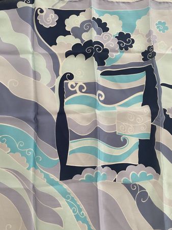 Seiden Foulard 🌸