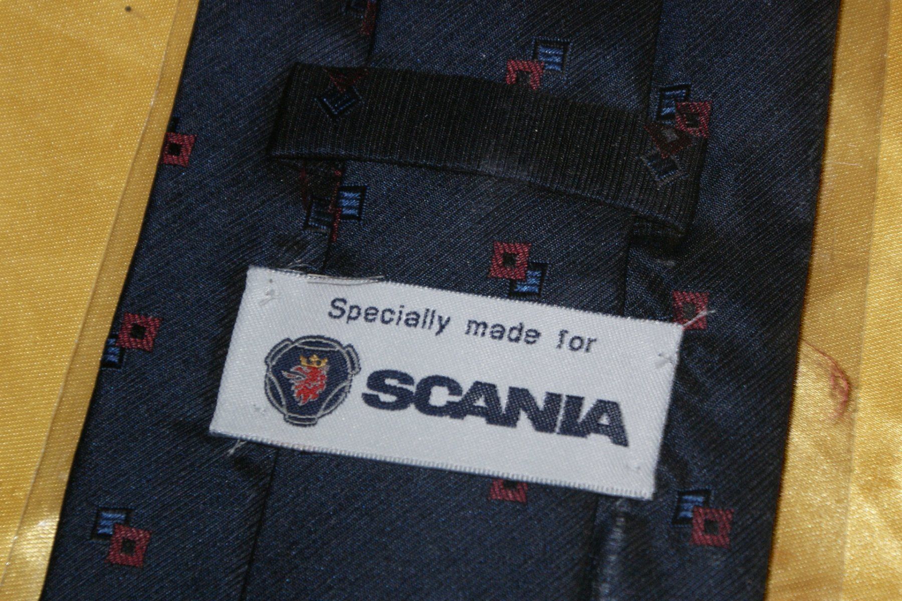 Cravatte: (29) Scania Krawatte – Usato da Buchs AG venduto da schwippschwapp 2