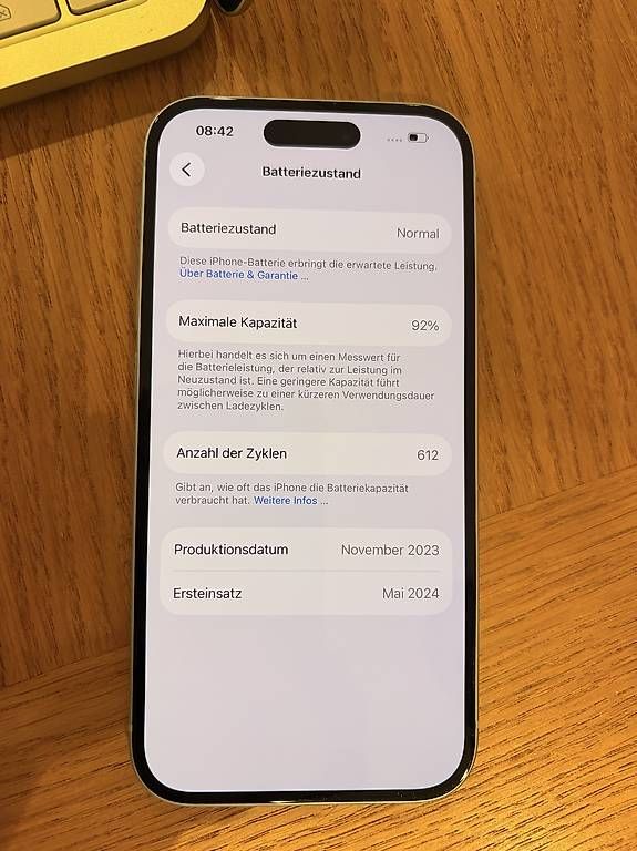 Apple Telefoni cellulari / Smartphones: iPhone 15 – Usato da Wädenswil venduto da sailaway77 4