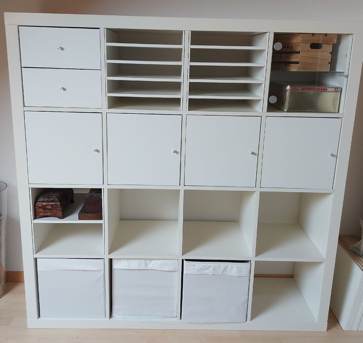 Ikea Scaffali: Regal Ikea mit diversen Einsätzen – Usato da Rumisberg venduto da AaronRodgers81