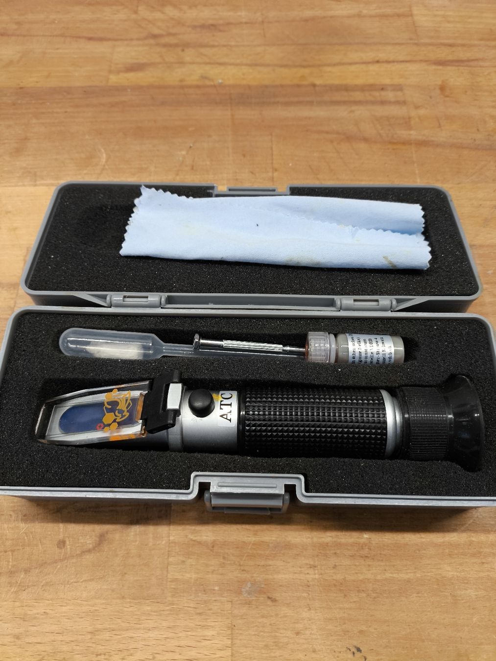 Misurare: Refraktometer REF116c - Zucker Messgerät für Honig Preis VB – Usato da Frasnacht venduto da tobi2001 1