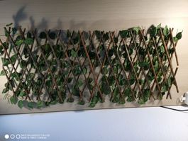 Künstliches Rankgitter aus Holz mit Blättern 100 cm