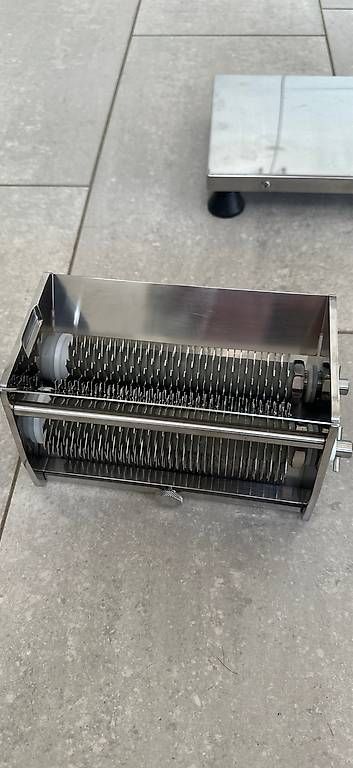 Elettrodomestici da cucina: Elektrischer Fleischstecher / Fleischmürber / steaker – Usato da Hausen AG venduto da mb2023 2