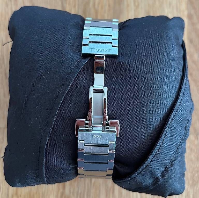 Tissot Orologi: TISSOT-Damenuhr – Nuovo e nell'imballaggio originale da Bassersdorf venduto da ella98 2