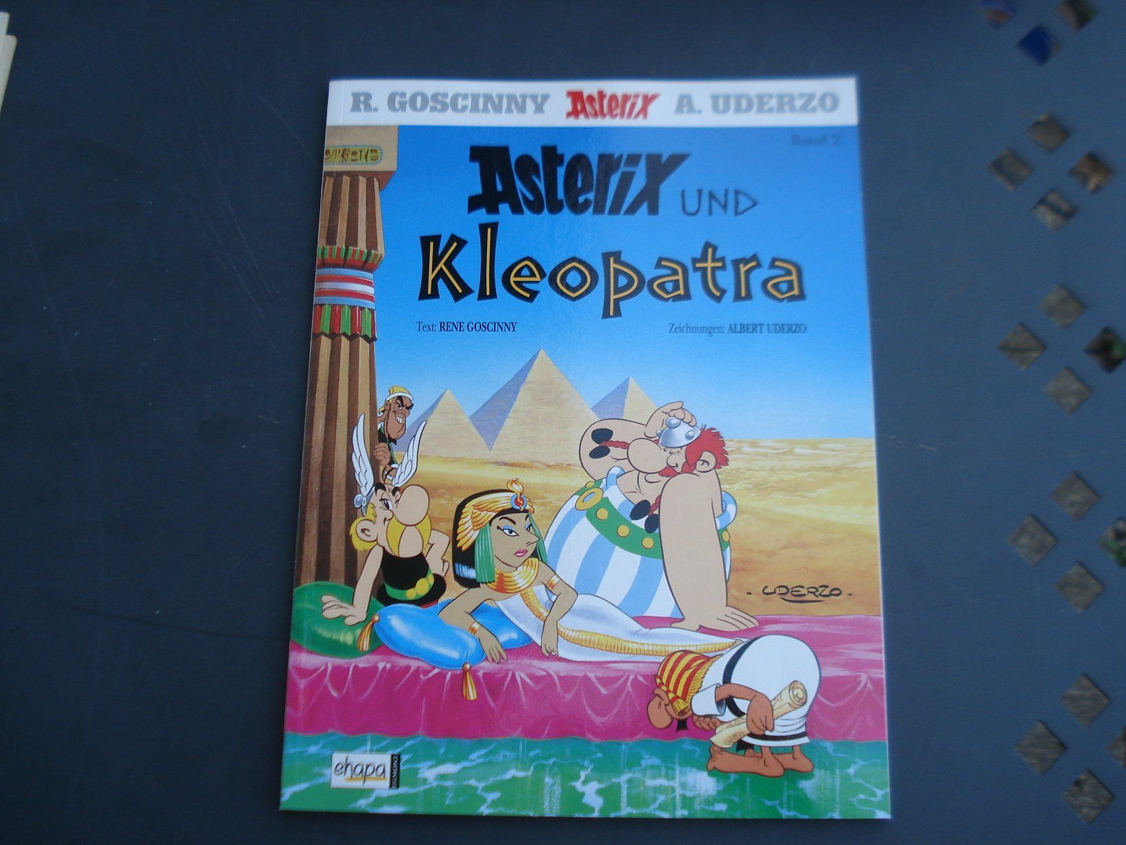 Fumetti: Asterix und Kleopatra, 2011, neuwertig – Usato da Niederwil AG venduto da morostahu