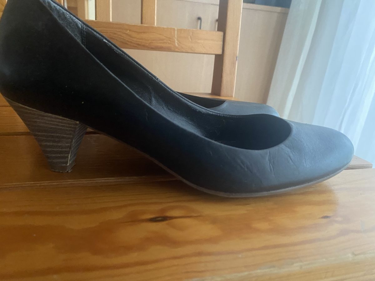 Scarpe da donna: Bata Leder Pump Grösse 40 – Usato da St Gallen venduto da Berta343 3