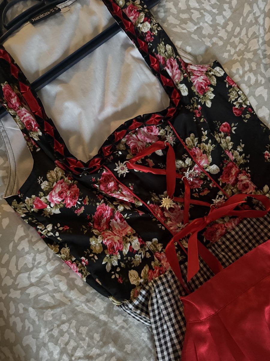 Vestiti: Dirndl gr 36 – Nuovo (secondo la descrizione) da Graben venduto da Desjiix3 1