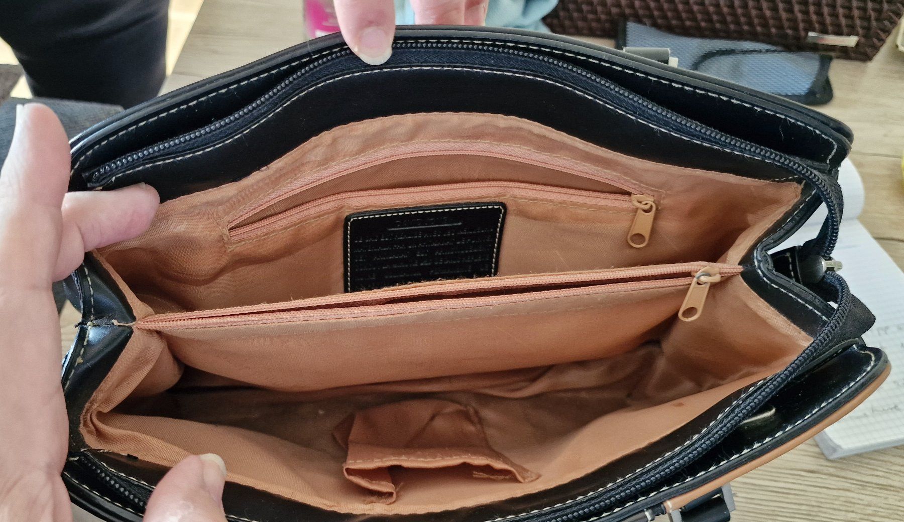 David Jones Borse da donna: Sac à main Vintage "DAVID JONES" – Usato da Genève venduto da Petit-Ange 6
