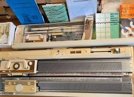 Brother Strickmaschine KH860 mit Doppelbettergänzung KR850