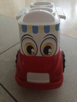 Spielzeugauto Lastwagen rot Kunststoff gebrauchter Zustand
