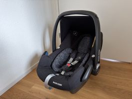 Maxi-Cosi Rock i-Size Babyschale & Basisstation, unfallfrei