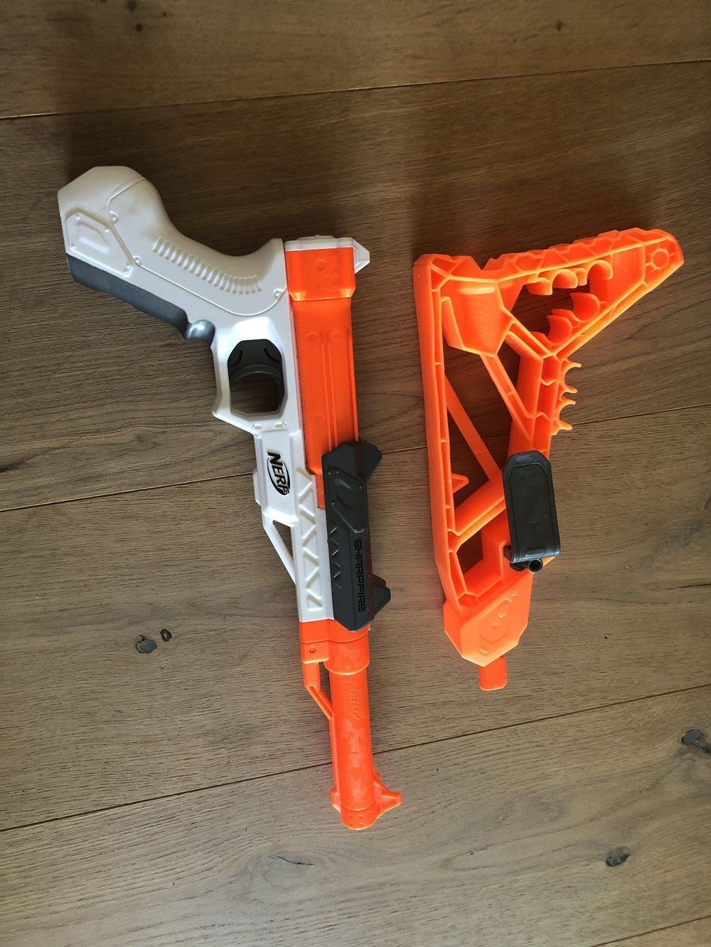 Nerf Giocattoli: Pistolet Nerf et cartouches – Usato da Epalinges venduto da del_hw6v 1