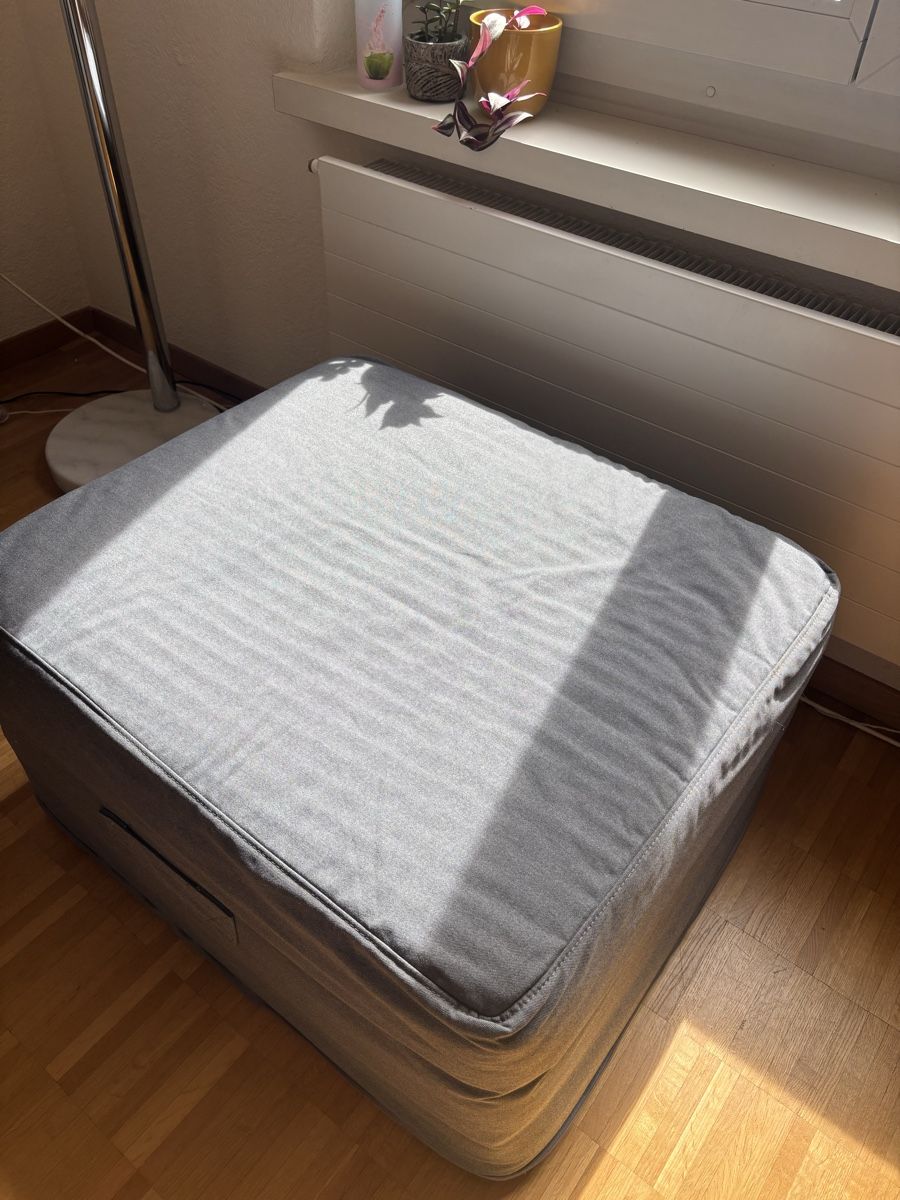 Ikea Letti: Ikea VITHÄLL sofa bed/ pouffe/ guest bed – Usato da Zürich venduto da beg_c6l2 5