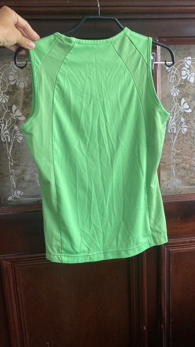 Adidas Tops: Adidas Top Oberteil – Gebraucht aus Obfelden von tan_9lj9 1
