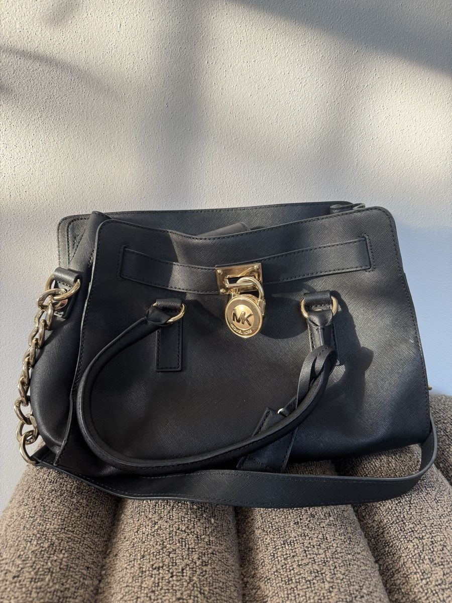 Michael Kors Sacs femmes: Michael Kors Tasche – D'occasion à Kirchdorf BE par jsa_g