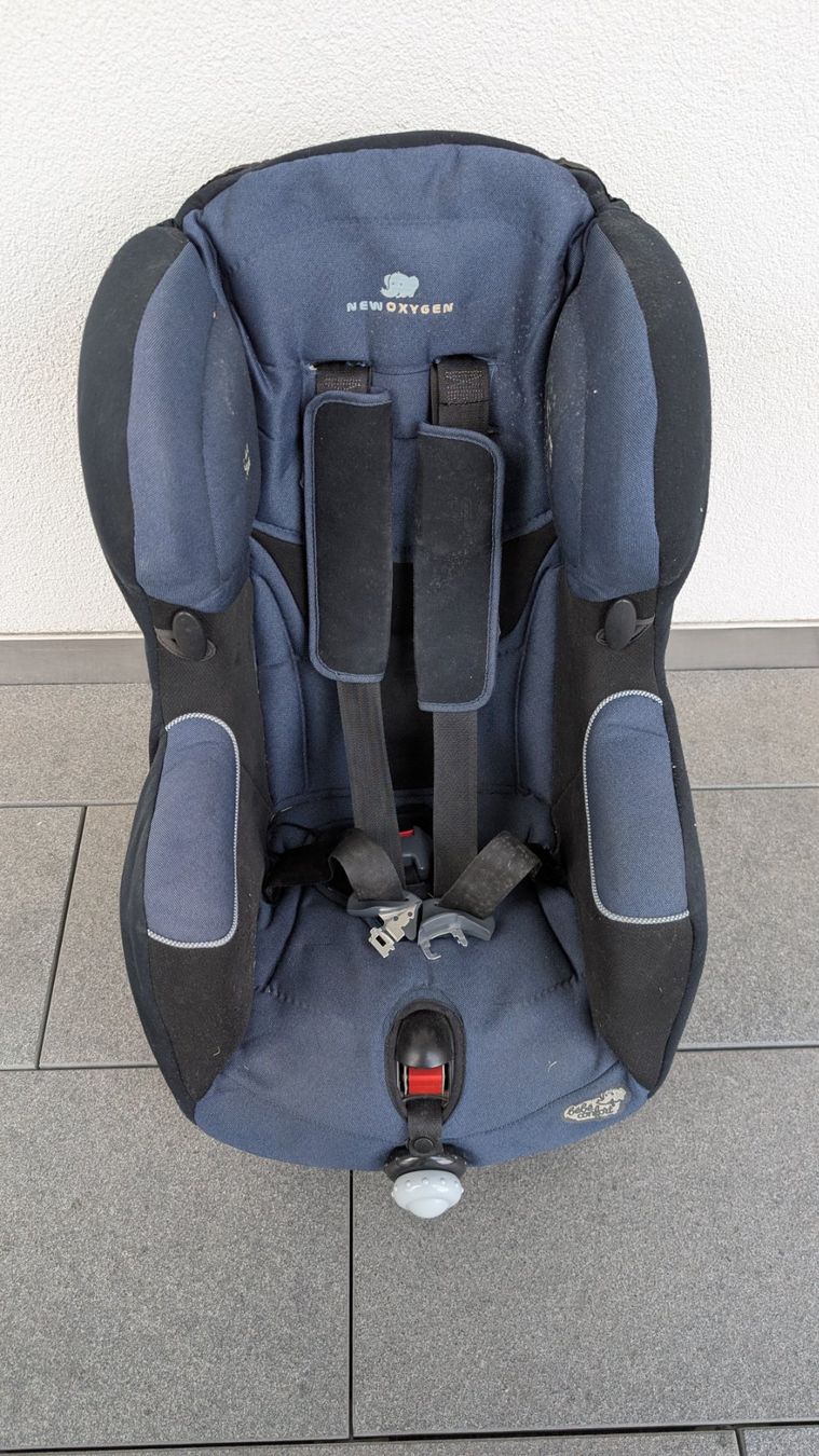 Seggiolini per auto: Bebe Confort New Oxygen Kindersitz – Usato da Zug venduto da OlgaReutova