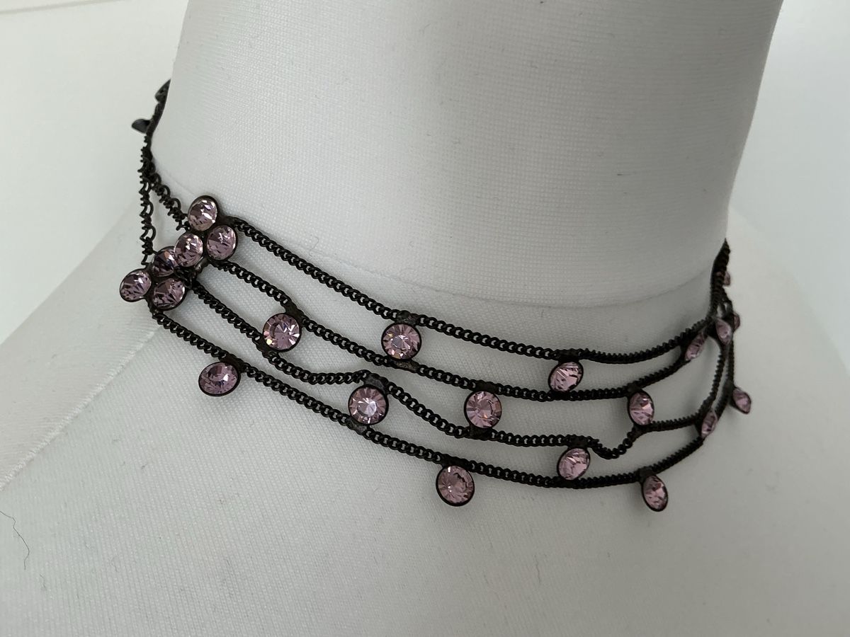 Ketten: Design Komplott Halskette mit Glassteinen rosa – Gebraucht aus Muttenz von Benet01 1