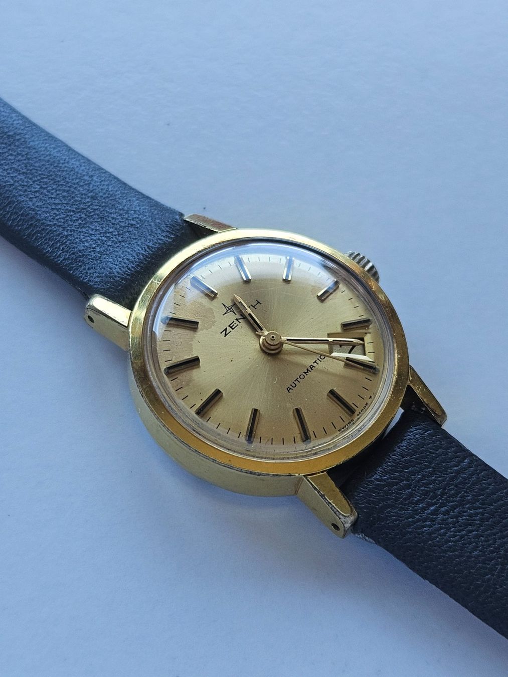Zenith Uhren: 563 Zenith Automatic Date Damenuhr – Defekt aus Berikon von mmm21 1