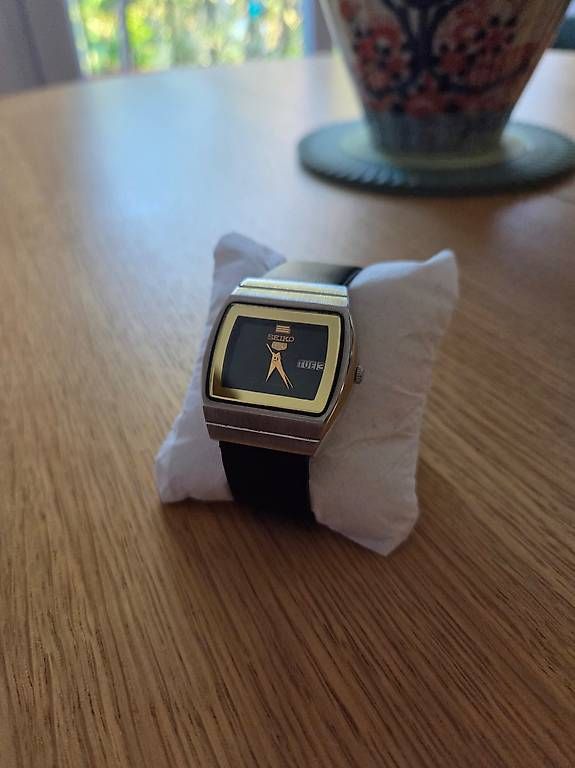 Seiko Orologi: Seiko 5 Automatic Vintage Cadran Noir Or – Usato da Genève venduto da kev_d8z5 2